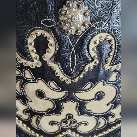 American Bling handbag EUC Black & Cream shoulder bag - Picture 4 of 7